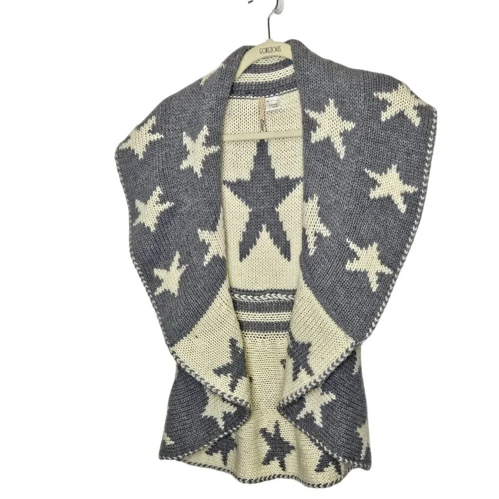 Elan Gray Cream Star Pattern Acrylic Knit Vest Big Safety Pin Clip 4th of July O
